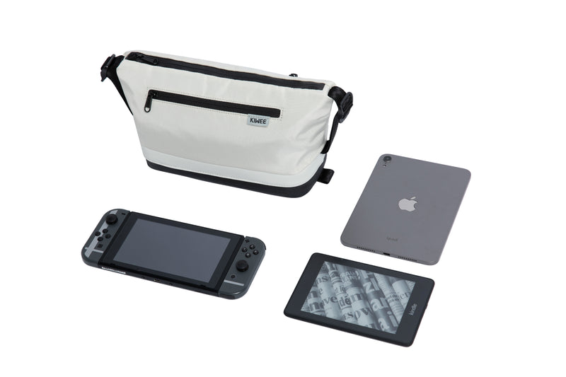 KIWEE Master Kase Sling Bag To Carry The Nintendo Switch 斜肩包 PIM01